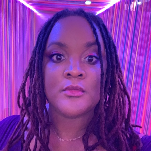 Meet your Posher, Tamara - Picture 4 of 5